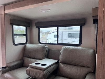 2022 Grand Design Imagine XLS - Photo 11