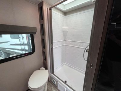 2022 Grand Design Imagine XLS - Photo 22