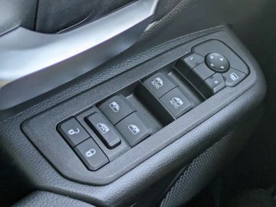 2026 Ram 1500 — photo 18 view