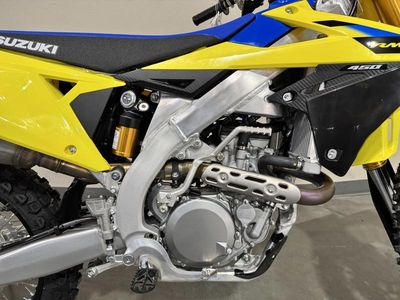 2026 Suzuki RM-Z450 - Photo 12