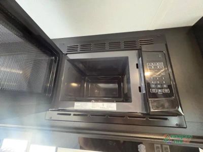 2021 Forest River RV Cherokee Grey Wolf — photo 19 view