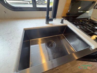 2021 Forest River RV Cherokee Grey Wolf — photo 23 view