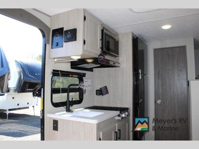 2026 Coachmen RV Catalina Summit Series 7 - Photo 6