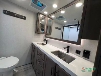 2024 Grand Design Solitude — photo 41 view