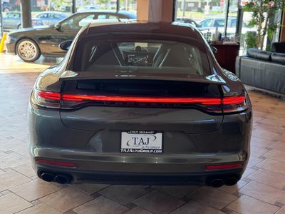 2023 Porsche Panamera - Photo 33