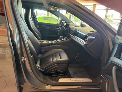 2023 Porsche Panamera - Photo 24