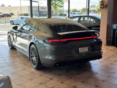 2023 Porsche Panamera - Photo 4