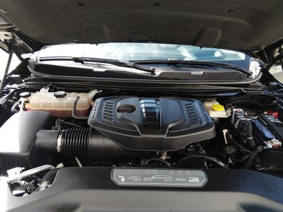 2024 Jeep Wagoneer L — photo 9 view