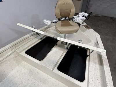 2022 Xpress Boats H190B - Photo 5