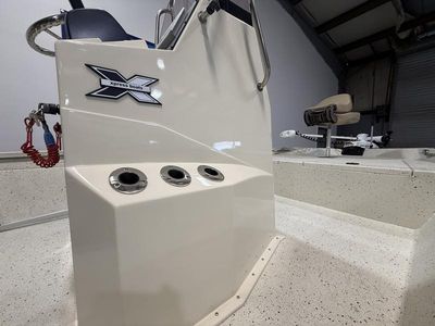 2022 Xpress Boats H190B - Photo 8