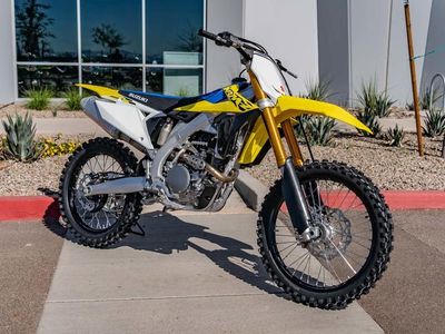 2025 Suzuki RM-Z250 - Photo 2