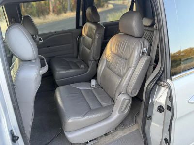 2010 Honda Odyssey — photo 17 view