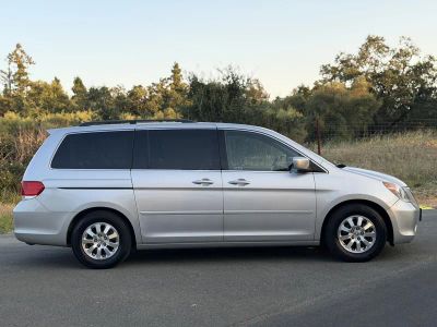 2010 Honda Odyssey — detail view