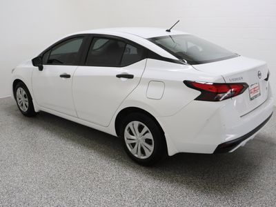 2025 Nissan Versa FWD - Photo 9
