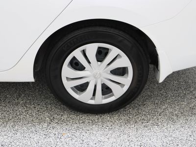 2025 Nissan Versa FWD - Photo 10