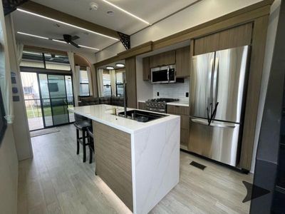 2025 Forest River RV Salem Grand Villa - Photo 10
