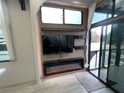 2025 Forest River RV Salem Grand Villa - Photo 13