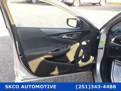2019 Chevrolet Malibu - Photo 8
