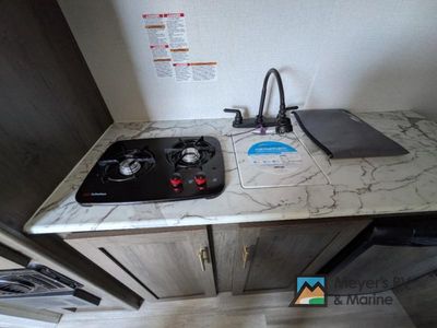 2022 Coachmen RV Viking Saga - Photo 8