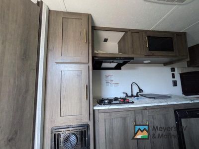 2022 Coachmen RV Viking Saga - Photo 12