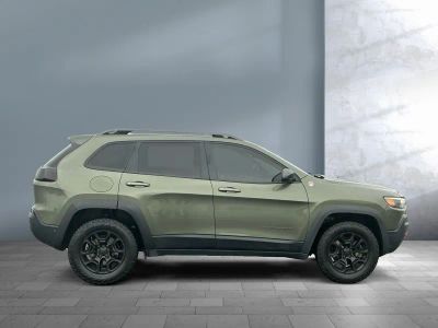 2019 Jeep Cherokee — photo 7 view
