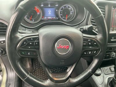2019 Jeep Cherokee — photo 13 view