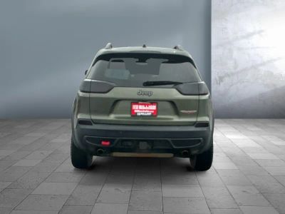 2019 Jeep Cherokee — detail view