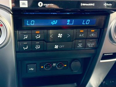 2021 Toyota 4Runner — photo 32 view