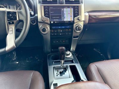 2021 Toyota 4Runner — photo 17 view