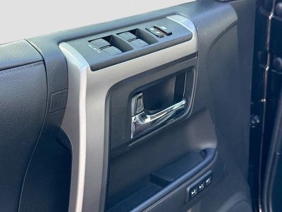 2021 Toyota 4Runner — photo 21 view