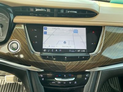 2021 Cadillac XT6 — photo 11 view