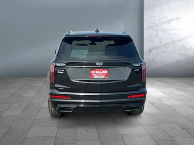 2021 Cadillac XT6 — detail view