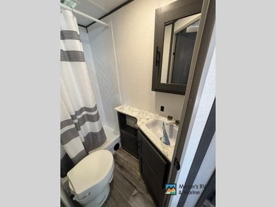 2024 Dutchmen RV Aspen Trail — photo 28 view