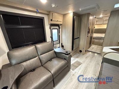 2026 Coachmen RV Entourage - Photo 5