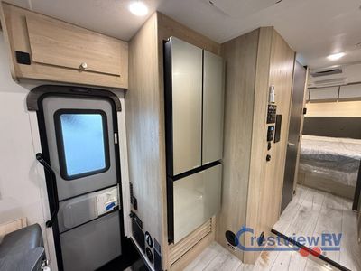 2026 Coachmen RV Entourage - Photo 15