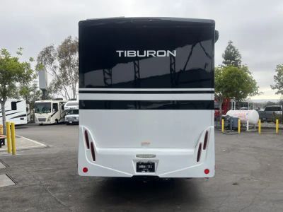 2025 Thor Motor Coach TIBURON — photo 22 view