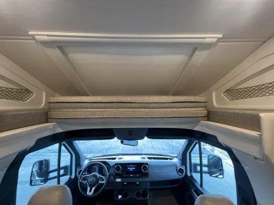 2025 Thor Motor Coach TIBURON — interior view