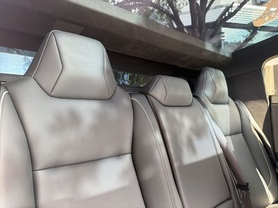 2024 Tesla Cybertruck - Photo 23