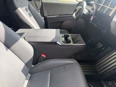 2024 Tesla Cybertruck - Photo 27