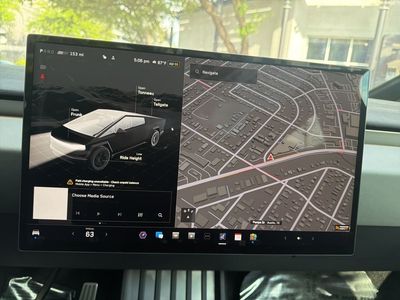 2024 Tesla Cybertruck - Photo 30