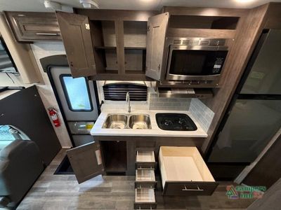 2024 Entegra Coach Odyssey SE - Photo 47