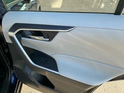 2024 Toyota RAV4 — photo 19 view