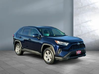 2024 Toyota RAV4 — photo 8 view