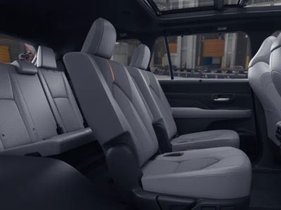 2026 Toyota Grand Highlander Hybrid - Photo 21