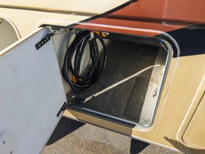 2015 Thor Motor Coach PALAZZO — photo 32 view