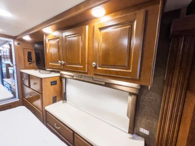 2015 Thor Motor Coach PALAZZO — photo 17 view