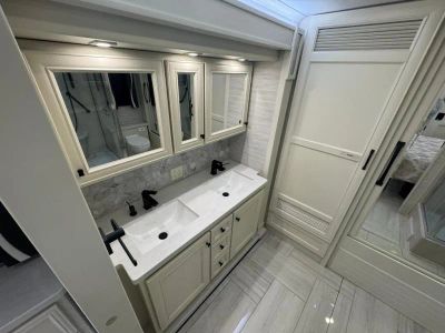 2026 Tiffin Motorhomes Phaeton - Photo 14