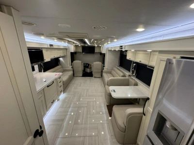 2026 Tiffin Motorhomes Phaeton - Photo 8