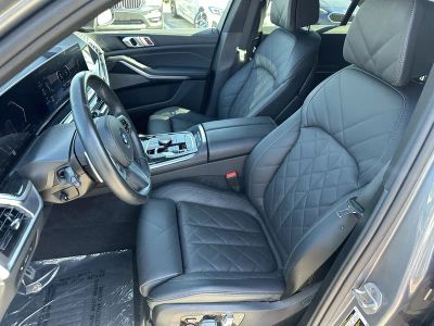 2025 BMW X5 — photo 22 view