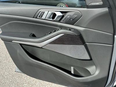 2025 BMW X5 — photo 26 view
